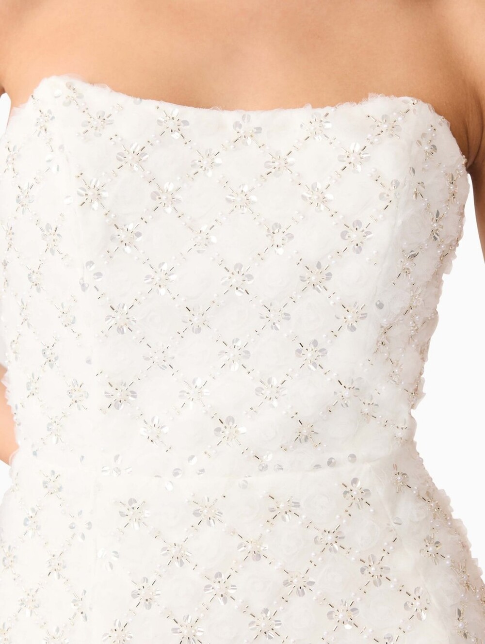 ELLIATT Lola Embellished Strapless Gown White Maxi Formal Size M NWT - Picture 5 of 14